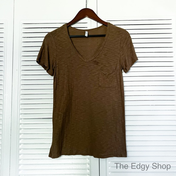 11thstreet | My Favorite T Shirt Khaki Olive Green - Picture 8 of 11
